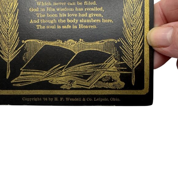 Antique Memorial Card F.A. Short 1910 Aged 80 Years Gold Embossed Design - Picture 3 of 4